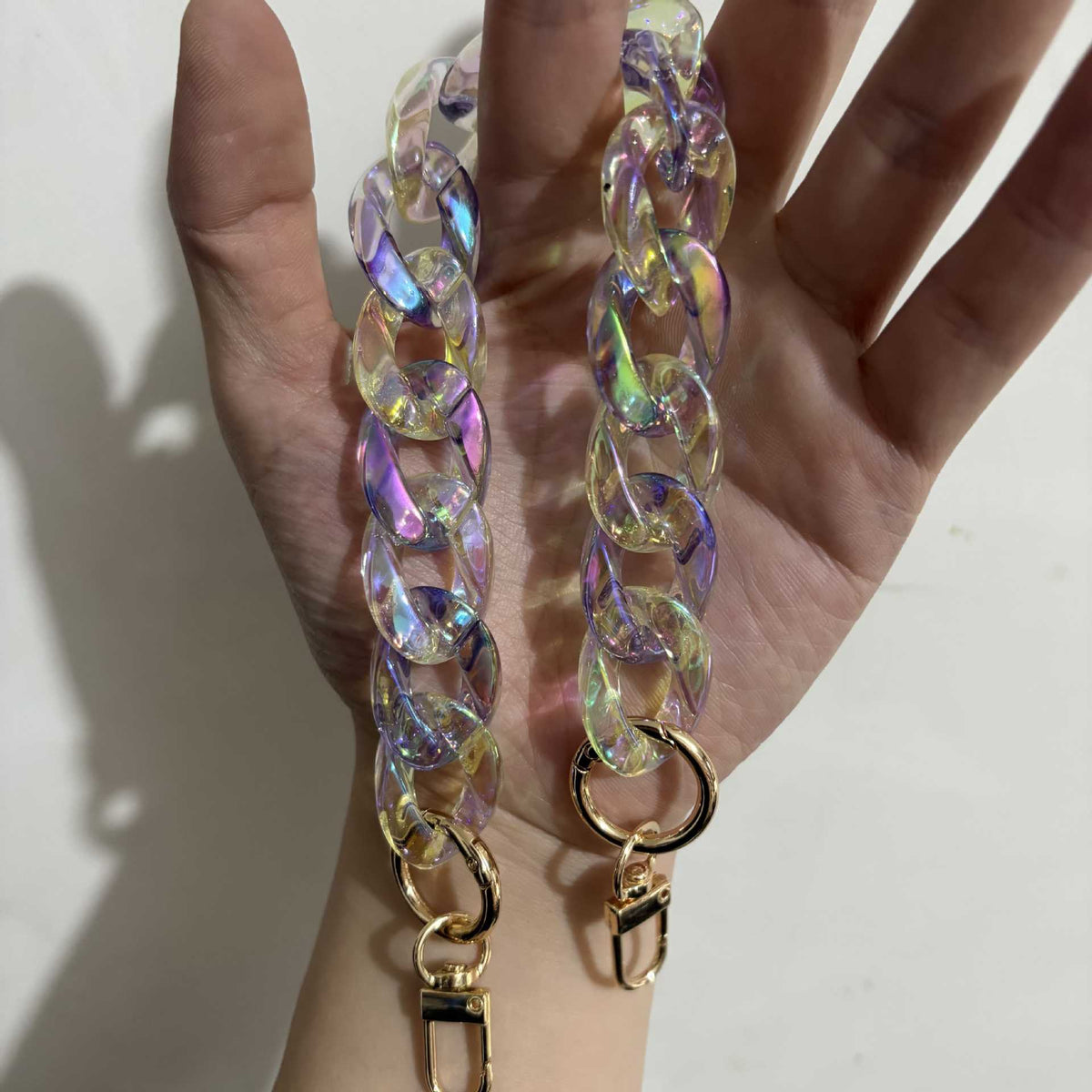 Y2K Iridescent Acrylic Chain Strap 14.6" / 37cm