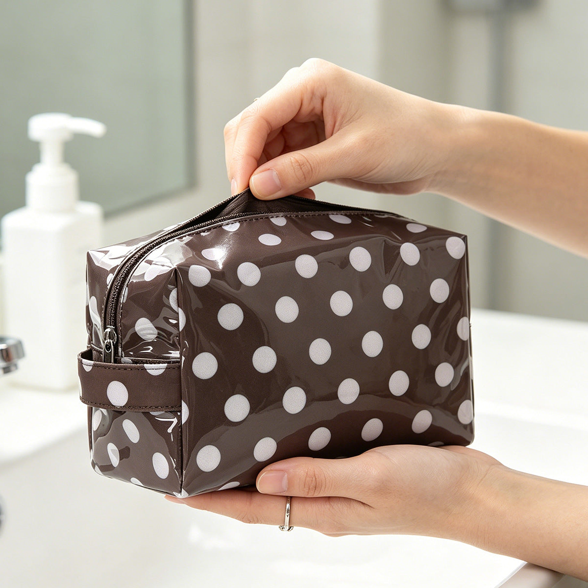 PVC Polka-Dot Cosmetic Bag Waterproof Travel Toiletry Organizer